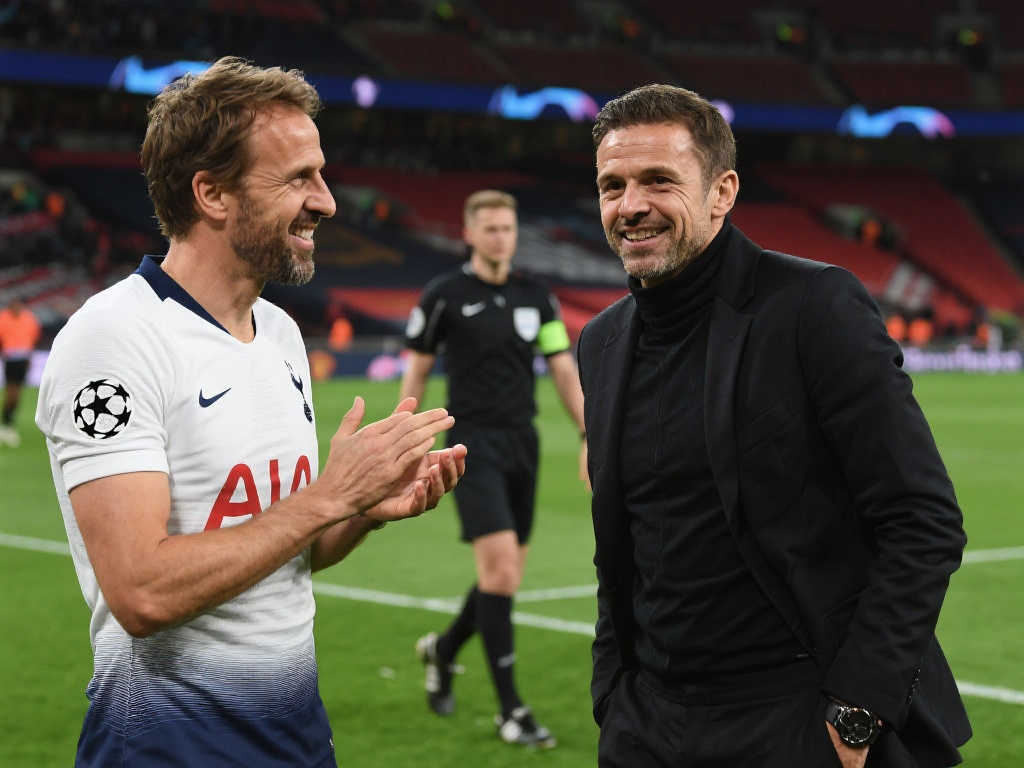 仅为观众奉 仅为观众奉